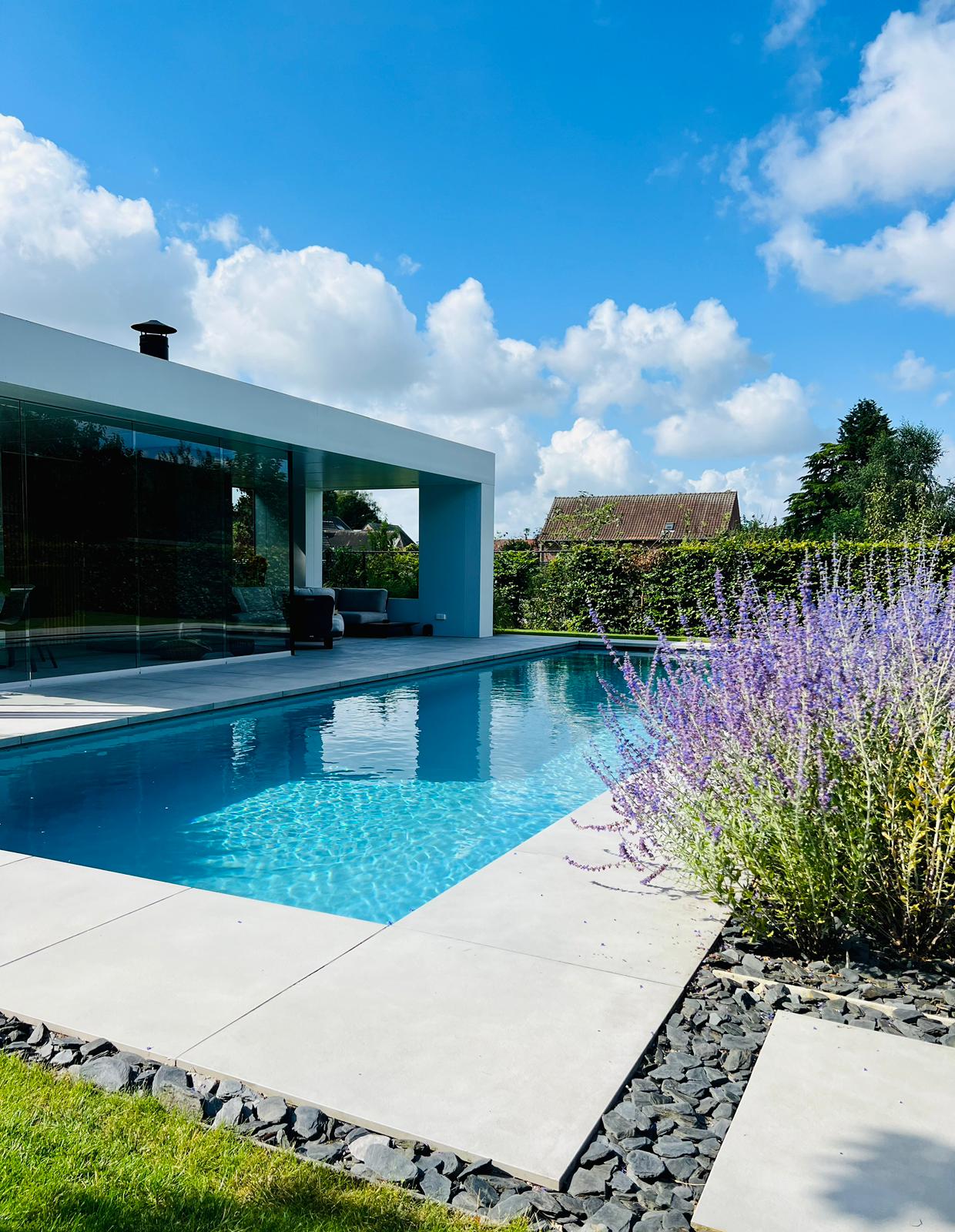 PPC zwembad 11×3.5m betongrijs – Hamme