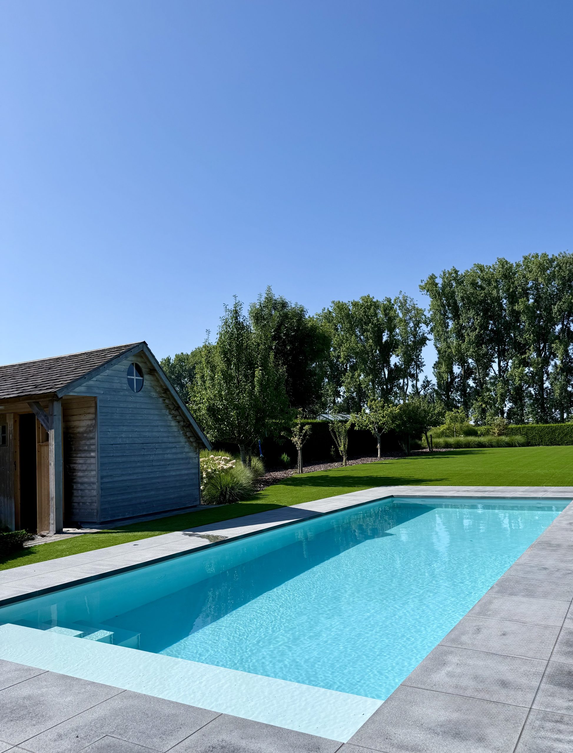 PPC zwembad 10x4m lichtgrijs – Opwijk